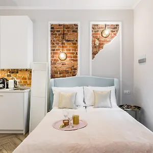  Apartament Factory